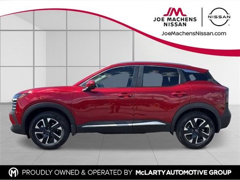 New 2026 Nissan Kicks SV w/ SV Premium Package image 3