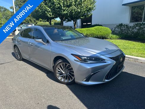 Used 2024 Lexus ES 350 Ultra Luxury w/ Accessory Package (Z2) FWD image 1