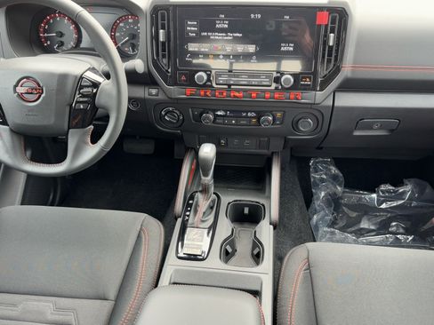 New 2025 Nissan Frontier PRO-4X image 17