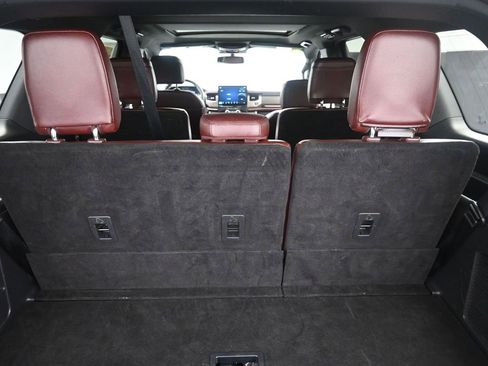 Used 2024 Ford Expedition Limited image 24
