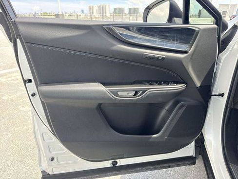 Certified 2025 Lexus NX 250 FWD w/ Towing Package (2000 Lbs) image 13