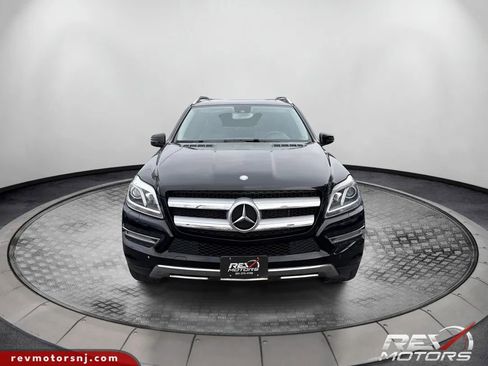 Used 2015 Mercedes-Benz GL 450 4MATIC w/ Parking Assist Package image 8