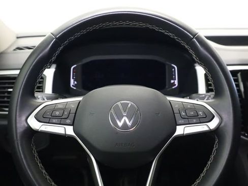 Used 2023 Volkswagen Atlas SE FWD image 17