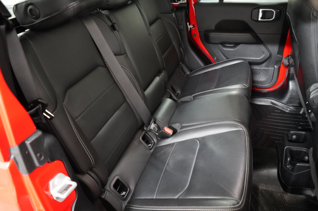 Used 2021 Jeep Gladiator Overland w/ Popular Equipment Package AWD/4WD image 28