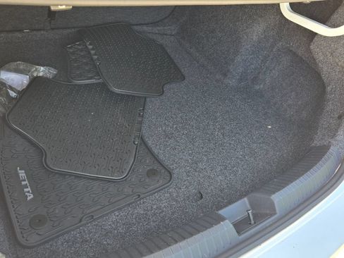 Certified 2023 Volkswagen Jetta SEL FWD image 14