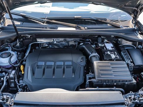 New 2025 Audi Q3 2.0T Premium image 40