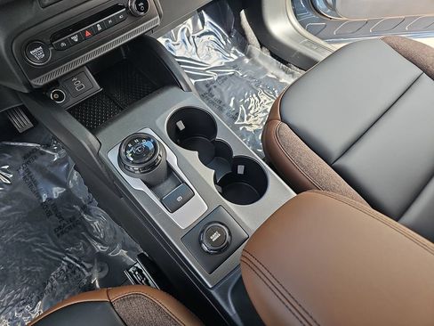 New 2026 Ford Bronco Sport Outer Banks w/ Outer Banks Tech Package+ AWD/4WD image 24