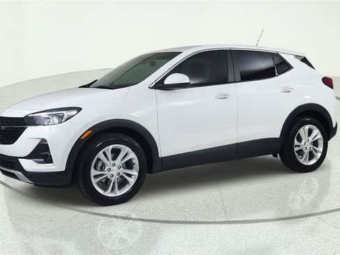 Used 2021 Buick Encore GX Preferred w/ Cold Weather Comfort Package FWD image 2