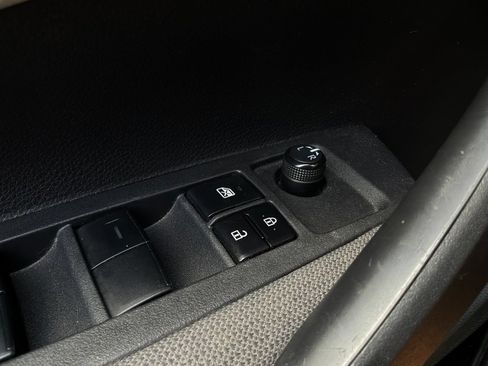 Used 2024 Toyota Corolla LE FWD image 21