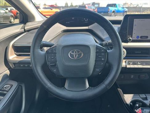 Certified 2024 Toyota Prius XLE FWD image 19