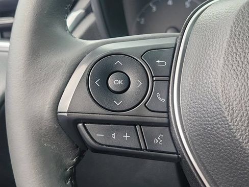 Used 2024 Toyota Corolla Cross LE FWD image 8