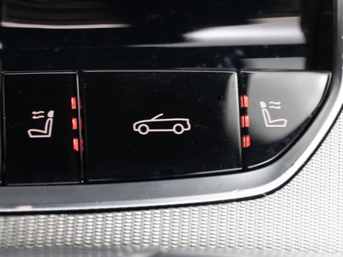 Used 2019 BMW M850i xDrive Convertible w/ Driver Assistance Package image 18