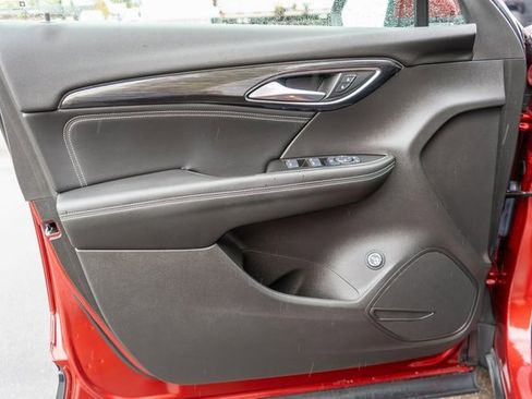 Used 2022 Buick Envision Preferred image 17