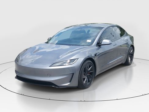 Used 2024 Tesla Model 3 Performance AWD/4WD image 3