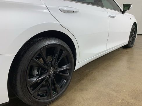 Used 2023 Lexus ES 350 F Sport w/ Accessory Package (Z2) image 9