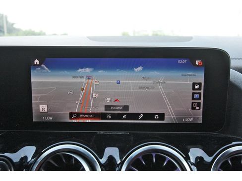 Used 2023 Mercedes-Benz GLA 250 image 28
