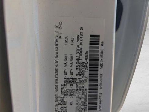 Certified 2025 Toyota Tacoma SR5 image 22