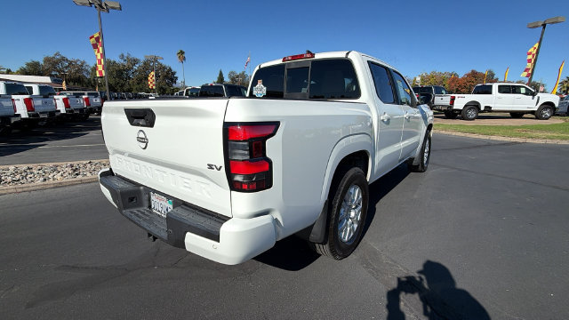 Used 2022 Nissan Frontier SV RWD image 4