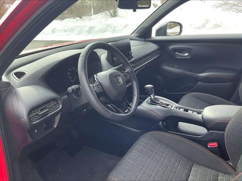 Certified 2024 Honda HR-V Sport image 8