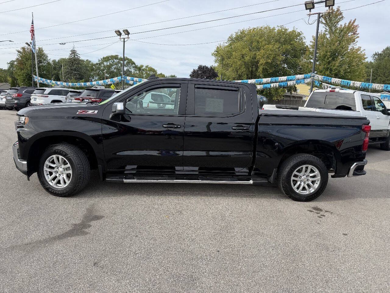 Used 2019 Chevrolet Silverado 1500 LT w/ True North Edition AWD/4WD image 4