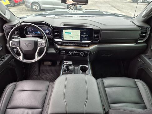 Used 2024 Chevrolet Silverado 1500 LT Trail Boss w/ Convenience Package II AWD/4WD image 22