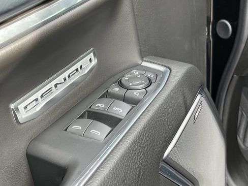 Used 2024 GMC Sierra 1500 Denali AWD/4WD image 30