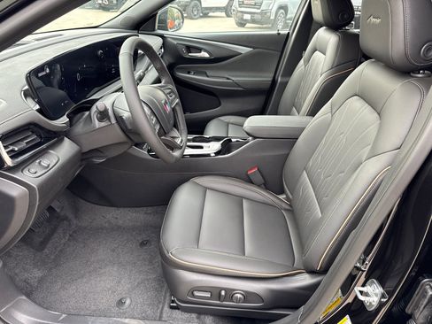 New 2026 Buick Envista Avenir image 25