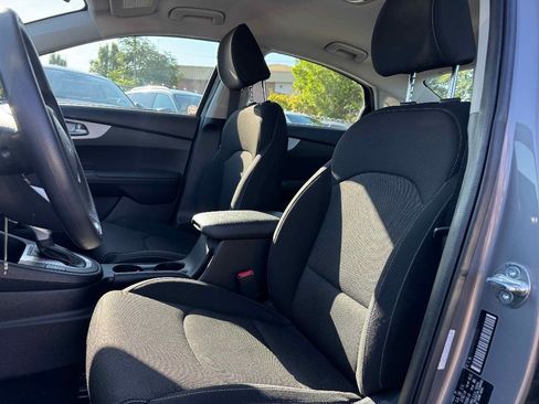 Used 2024 Kia Forte LXS image 11