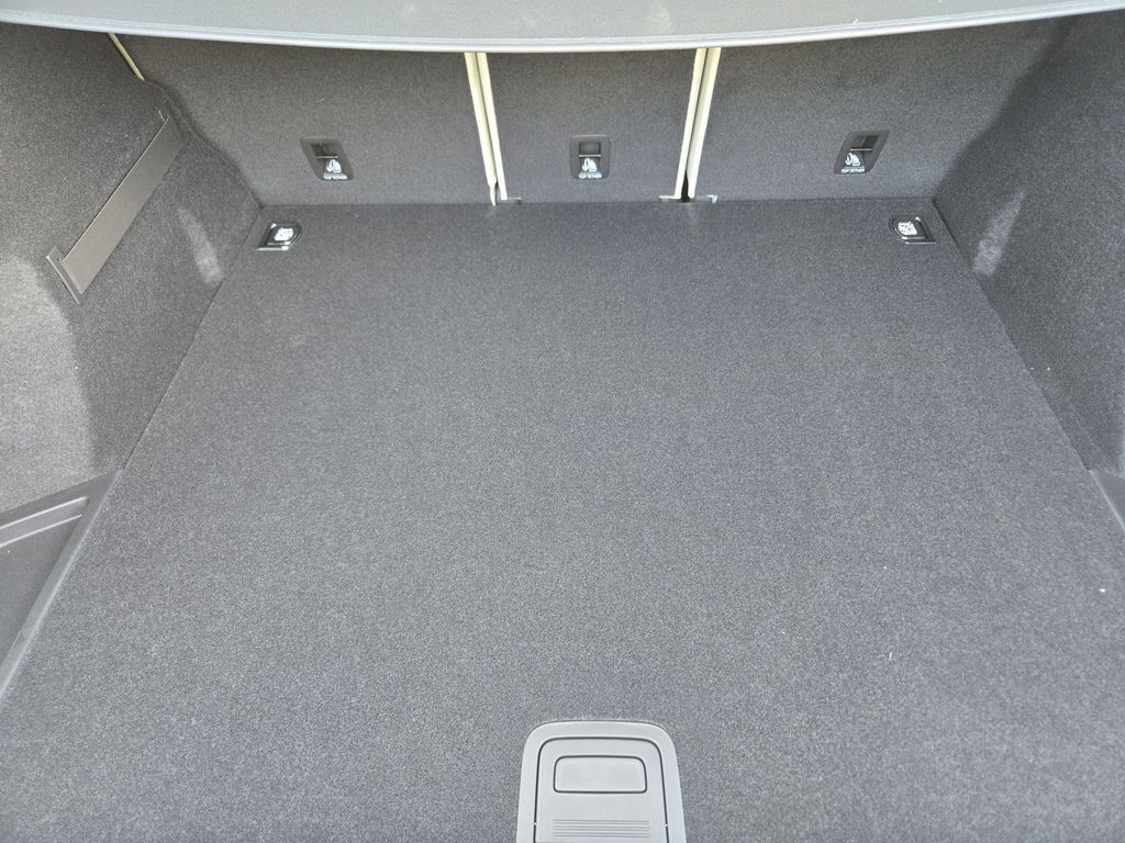 Certified 2025 Audi Q5 Prestige AWD/4WD image 36
