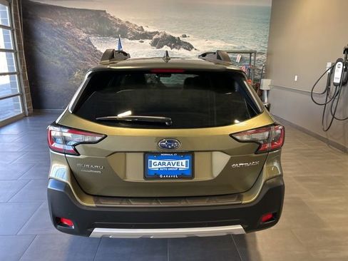 Used 2025 Subaru Outback Limited image 38