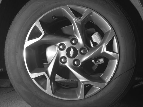 Used 2025 Chevrolet Trax LT w/ LT Convenience Package FWD image 13