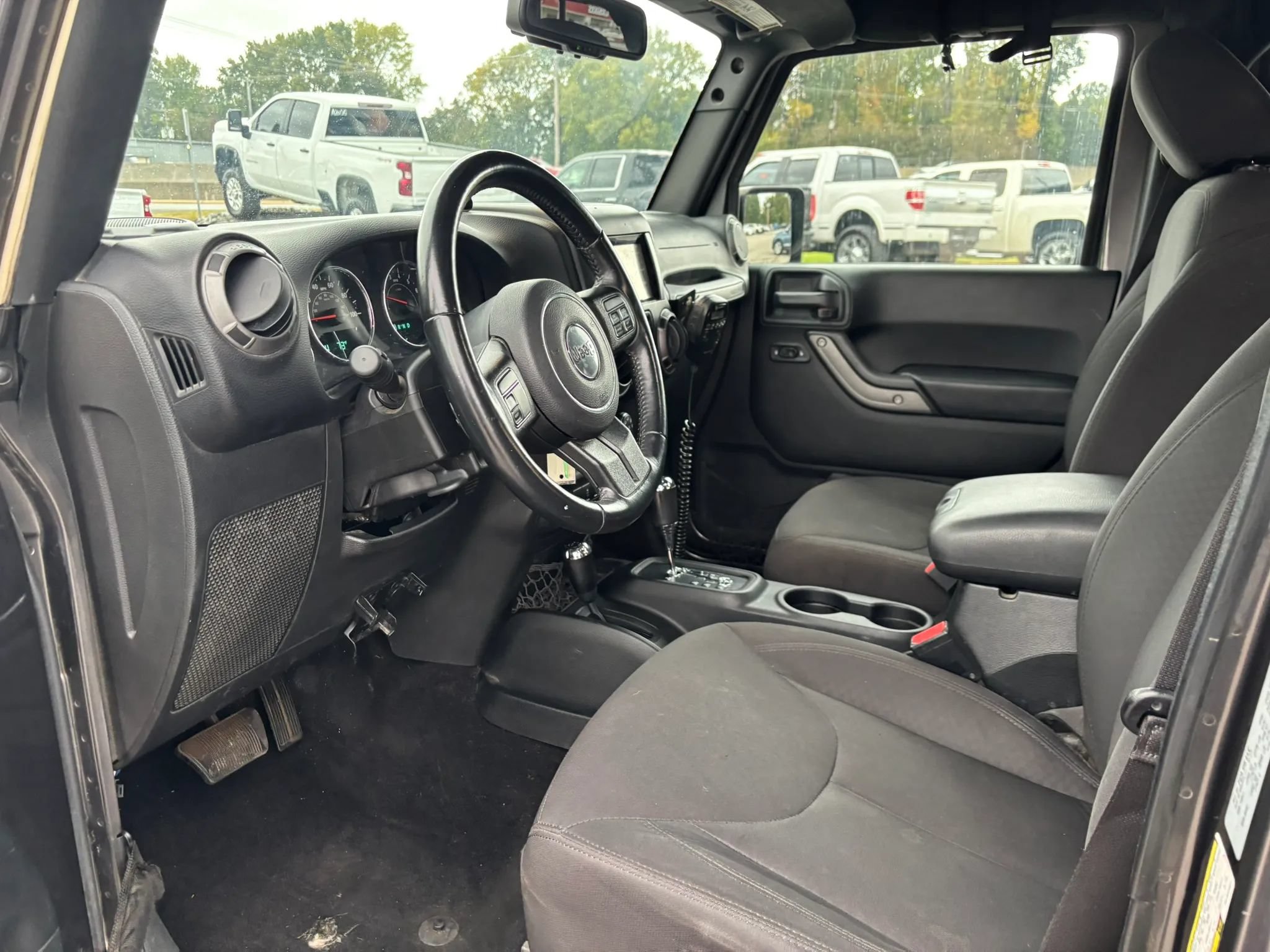 Used 2017 Jeep Wrangler Unlimited Sport w/ Quick Order Package 24S AWD/4WD image 12