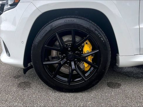 Used 2018 Jeep Grand Cherokee Trackhawk w/ Trailer Tow Group IV AWD/4WD image 8