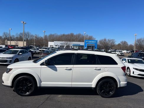 Used 2016 Dodge Journey R/T w/ Driver Convenience Group image 5