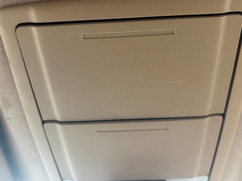 Used 2016 Ford F350 Lariat w/ Chrome Package image 38