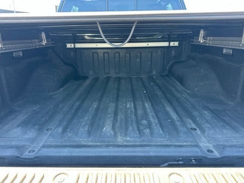 Used 2022 Nissan Frontier SV AWD/4WD image 27