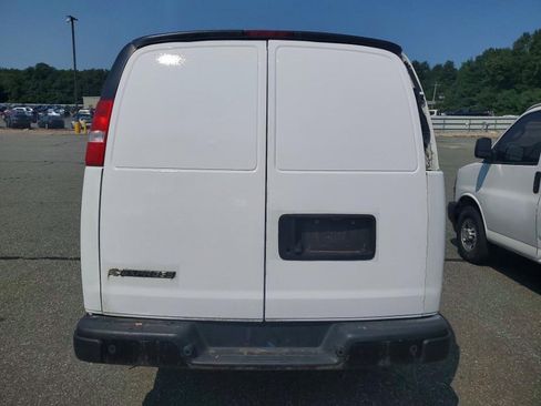 Used 2019 Chevrolet Express 2500 w/ Communications Package RWD image 5