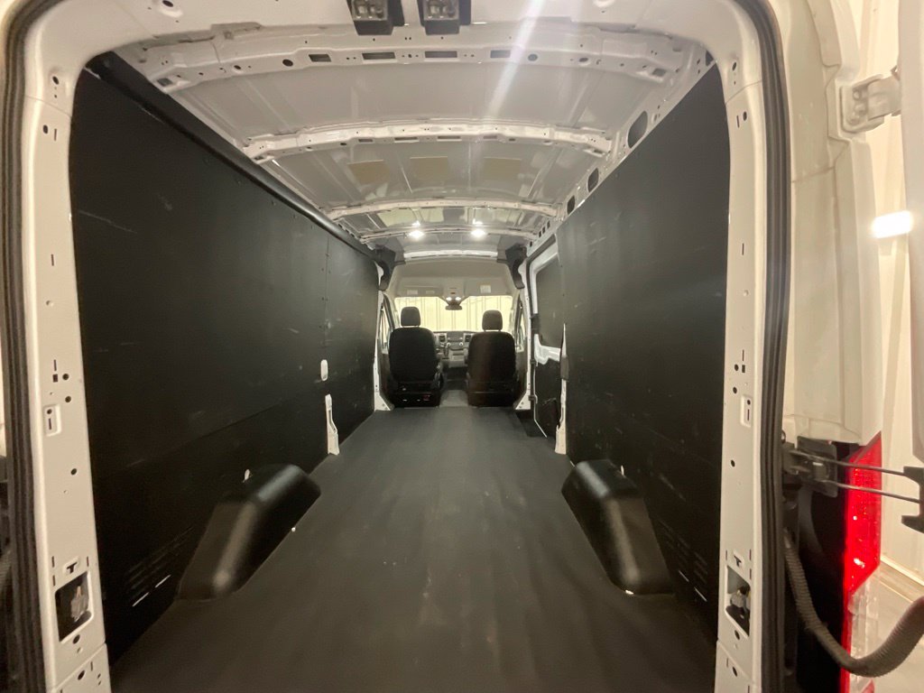 Used 2025 Ford Transit 250 148 Medium Roof w/ Load Area Protection Package RWD image 15