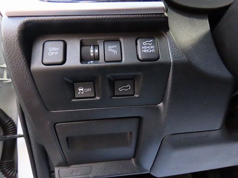 Used 2017 Subaru Forester 2.0XT Touring image 41