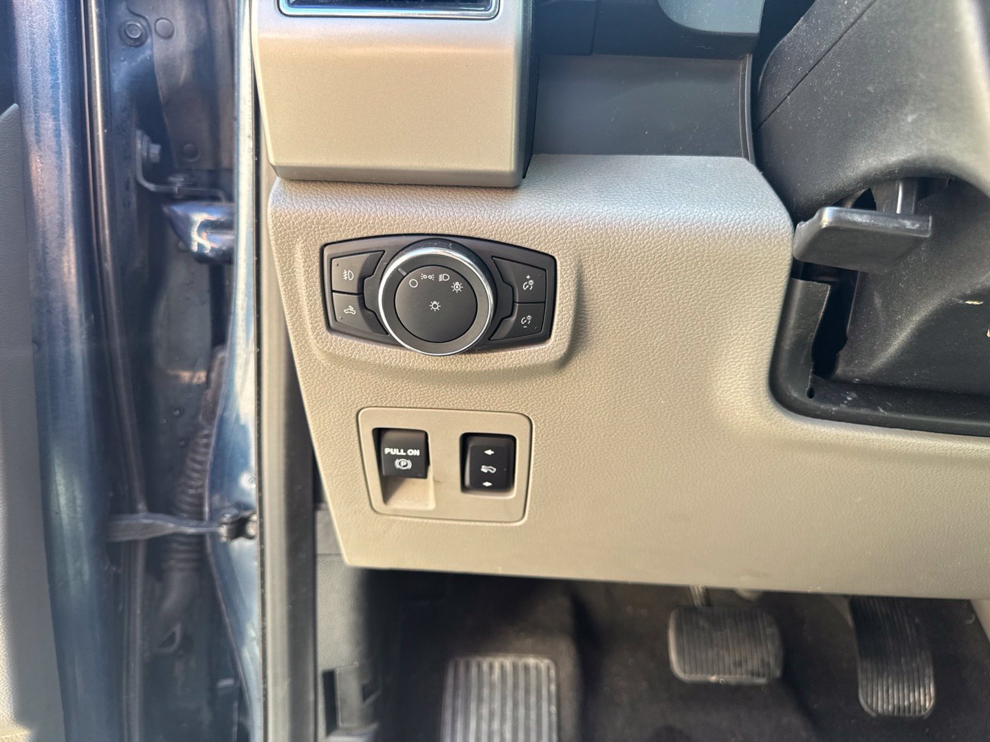 Used 2019 Ford F150 Lariat AWD/4WD image 20