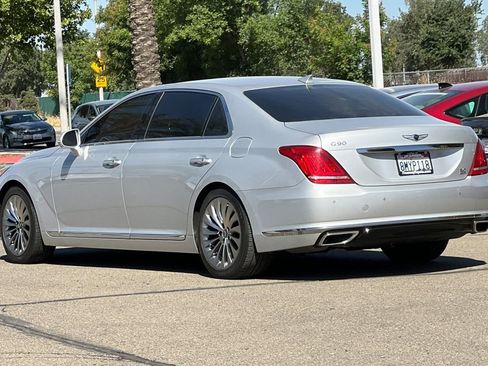 Used 2018 Genesis G90 5.0 Ultimate AWD/4WD image 7
