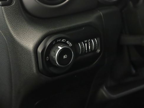 Used 2021 Jeep Wrangler Unlimited Sport AWD/4WD image 8