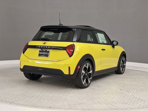 New 2026 MINI Cooper S FWD image 9