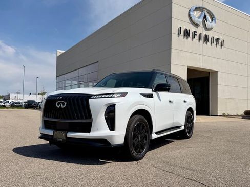 Used 2026 INFINITI QX80 4WD image 2