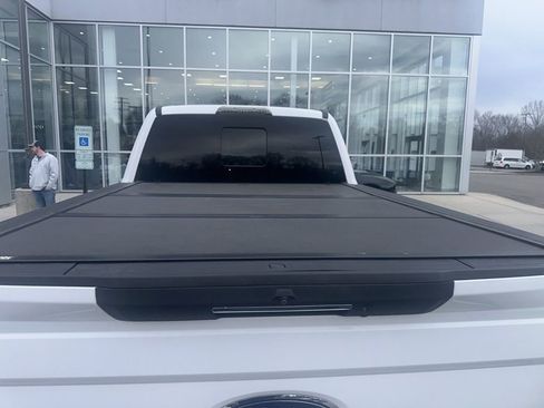 Used 2019 Ford F250 Lariat w/ Lariat Ultimate Package image 4