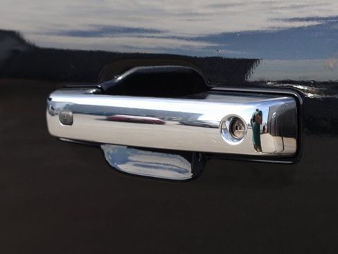 Used 2022 Ford F150 XLT w/ Equipment Group 302A High image 19