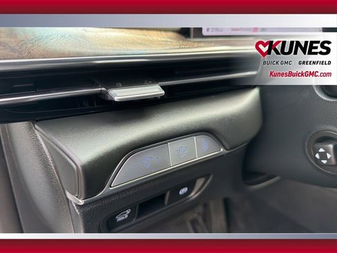 Used 2025 Genesis GV80 2.5T Prestige image 19