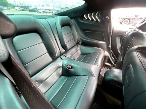Used 2016 Ford Mustang Premium RWD image 17