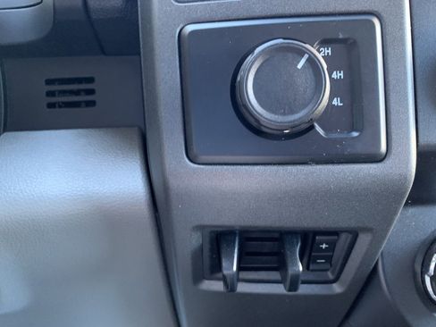 Used 2019 Ford F350 XL w/ Power Equipment Group image 21