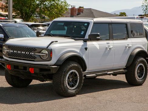 Used 2022 Ford Bronco Badlands AWD/4WD image 9